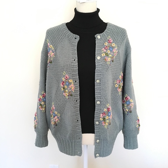 Vintage 100% wool 3d embroidery cardigan - Picture 1 of 6